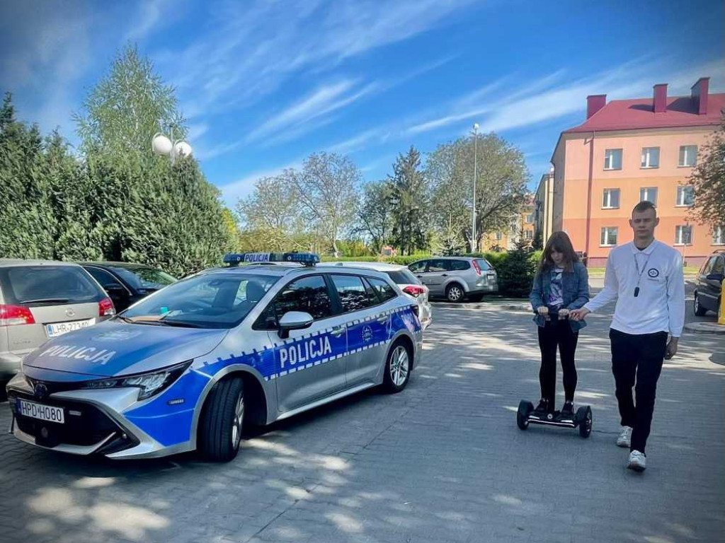 Dwójka wybrana, jako jedna z 13 szkół w Polsce! (ZDJĘCIA)