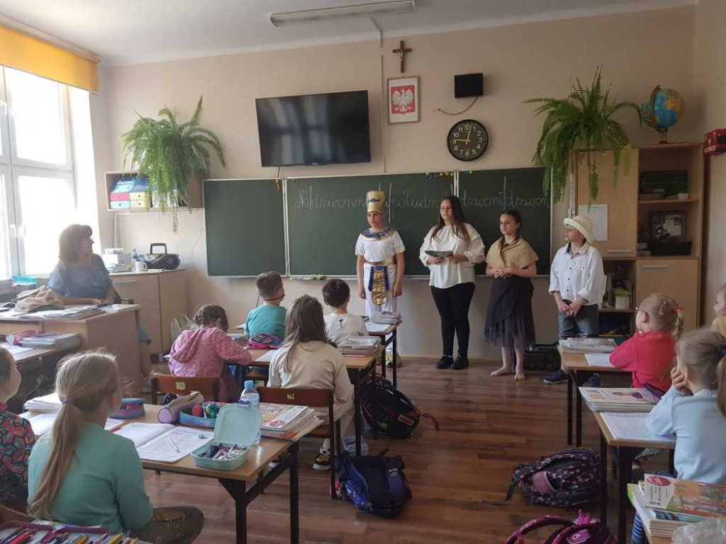 Hrubieszów: Dzień Patrona w Jedynce (ZDJĘCIA)