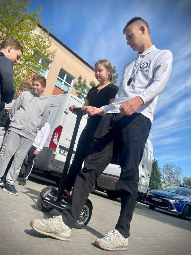 Dwójka wybrana, jako jedna z 13 szkół w Polsce! (ZDJĘCIA)