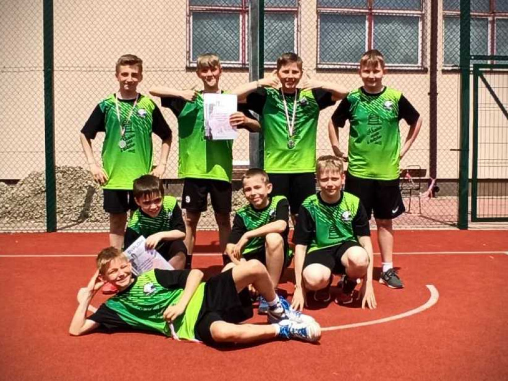 Mistrzostwa Powiatu dziewcząt i chłopców w koszykówce 3x3 (ZDJĘCIA)