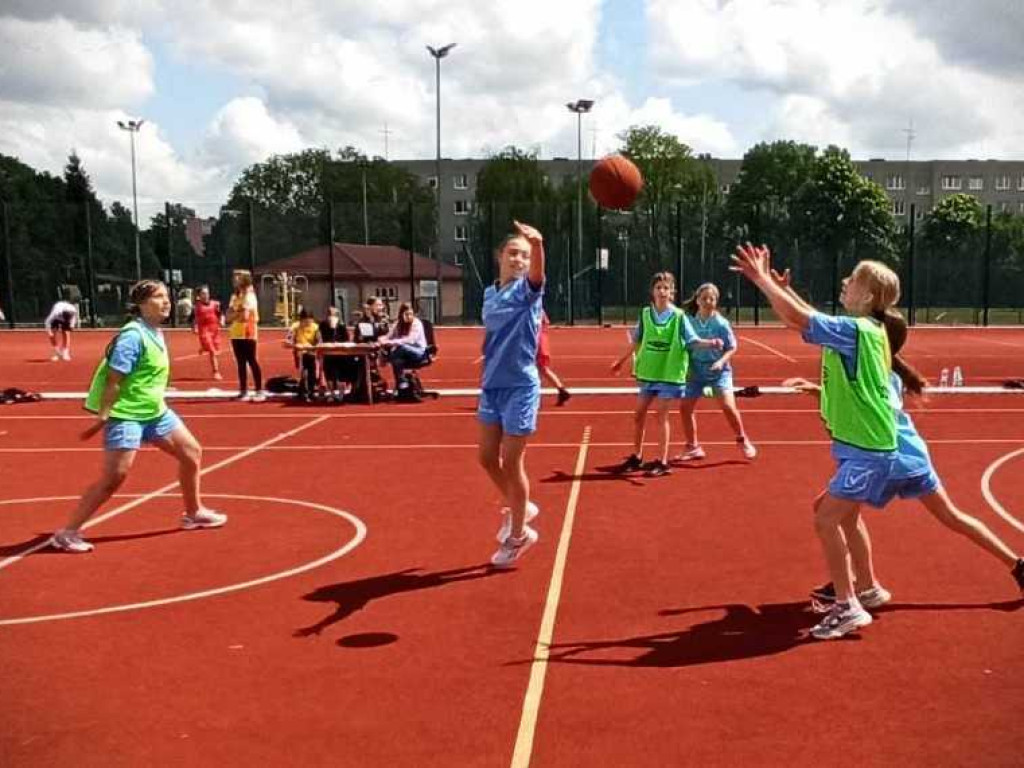 Mistrzostwa Powiatu dziewcząt i chłopców w koszykówce 3x3 (ZDJĘCIA)