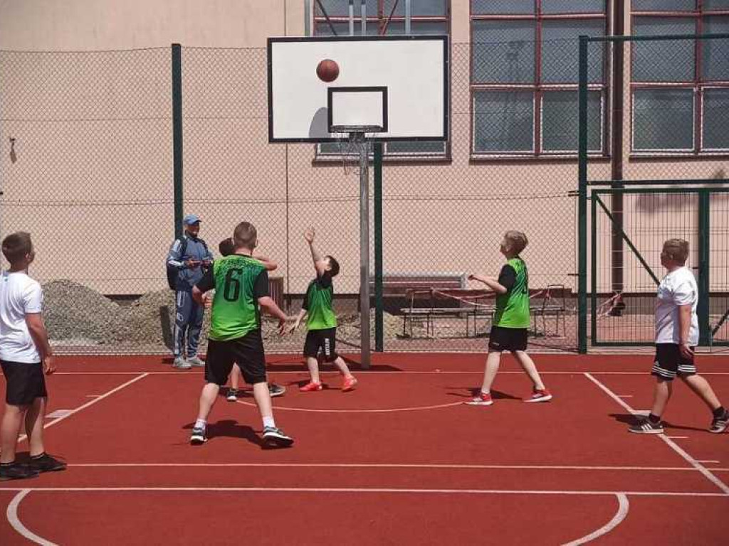 Mistrzostwa Powiatu dziewcząt i chłopców w koszykówce 3x3 (ZDJĘCIA)