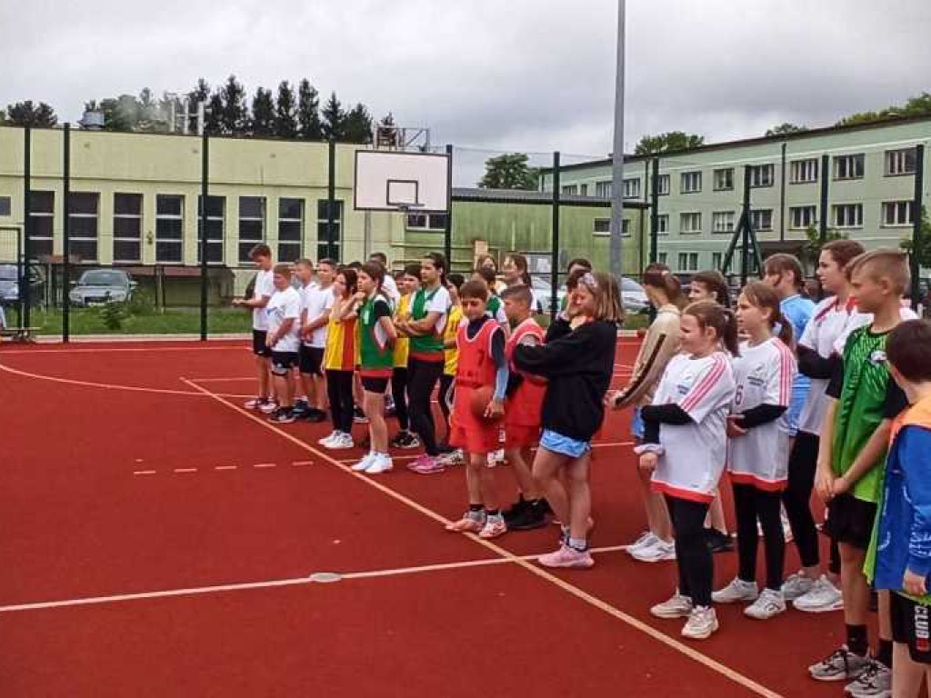 Mistrzostwa Powiatu dziewcząt i chłopców w koszykówce 3x3 (ZDJĘCIA)