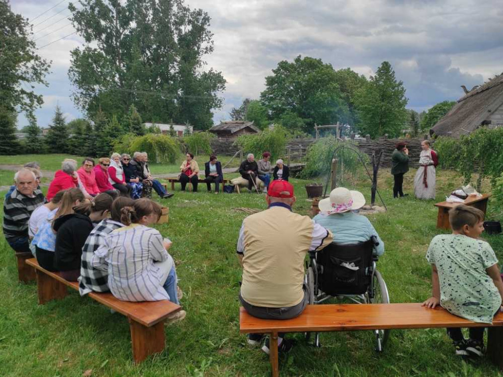 Gmina Werbkowice: Seniorzy w Wandalskiej Zagrodzie [ZDJĘCIA]
