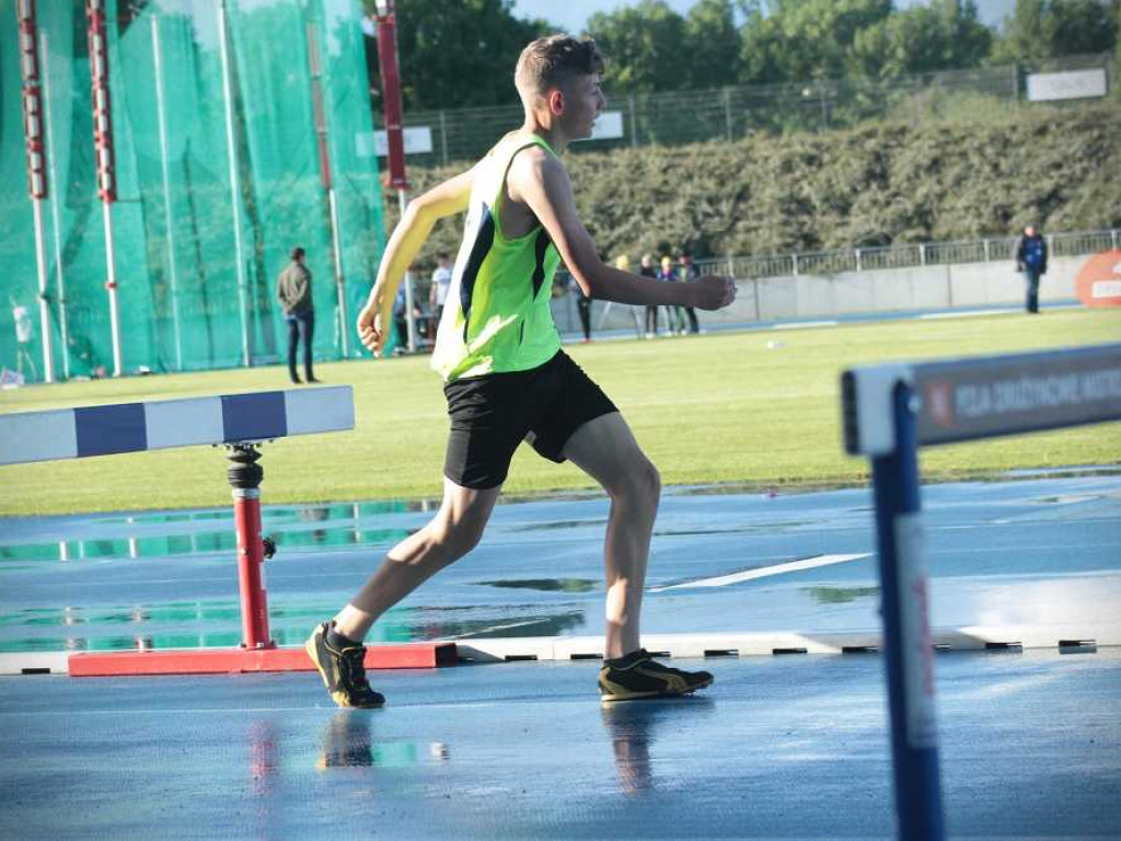 Cztery medale lekkoatletów Unii Hrubieszów w Mistrzostwach Województwa Lubelskiego Juniorów U20 [ZDJĘCIA]