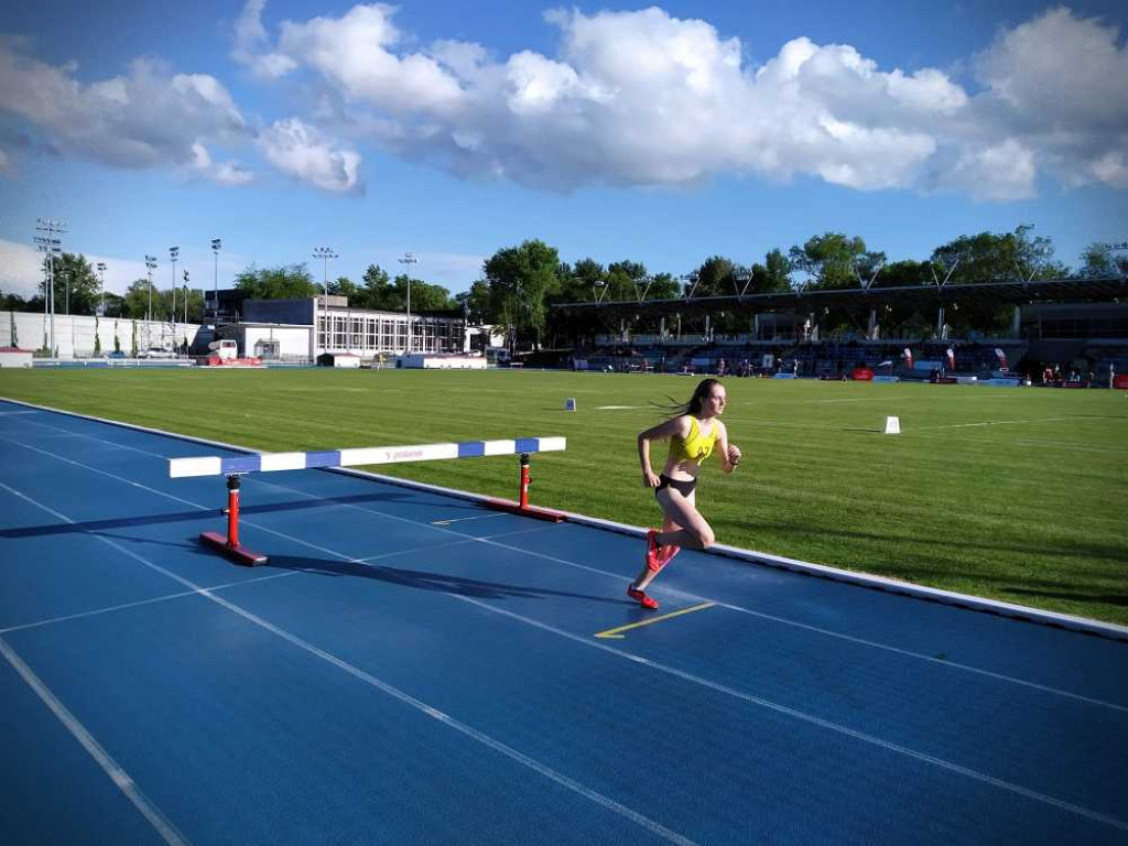 Cztery medale lekkoatletów Unii Hrubieszów w Mistrzostwach Województwa Lubelskiego Juniorów U20 [ZDJĘCIA]
