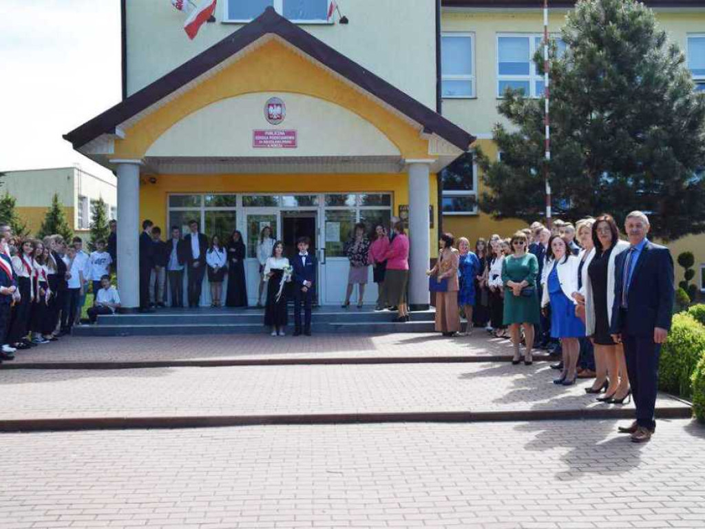 Otwarcie izby pamięci w Szkole Podstawowej w Mirczu [ZDJĘCIA]