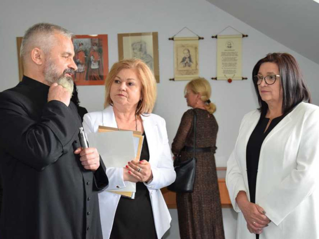 Otwarcie izby pamięci w Szkole Podstawowej w Mirczu [ZDJĘCIA]