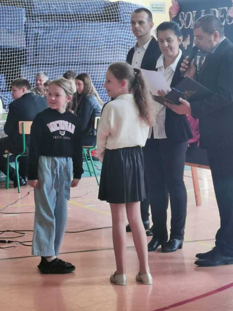 Dzień Patrona w hrubieszowskiej Dwójce [ZDJĘCIA]