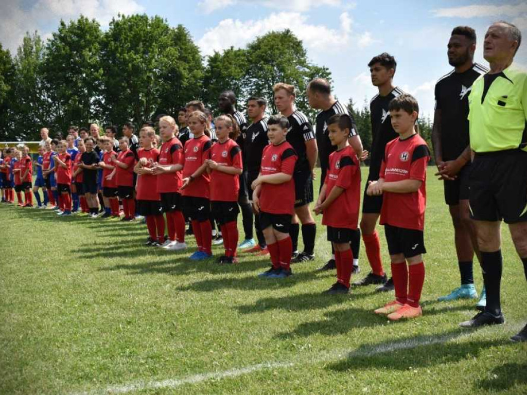Mundurowo - sportowy Dzień Dziecka w gminie Hrubieszów [ZDJĘCIA]