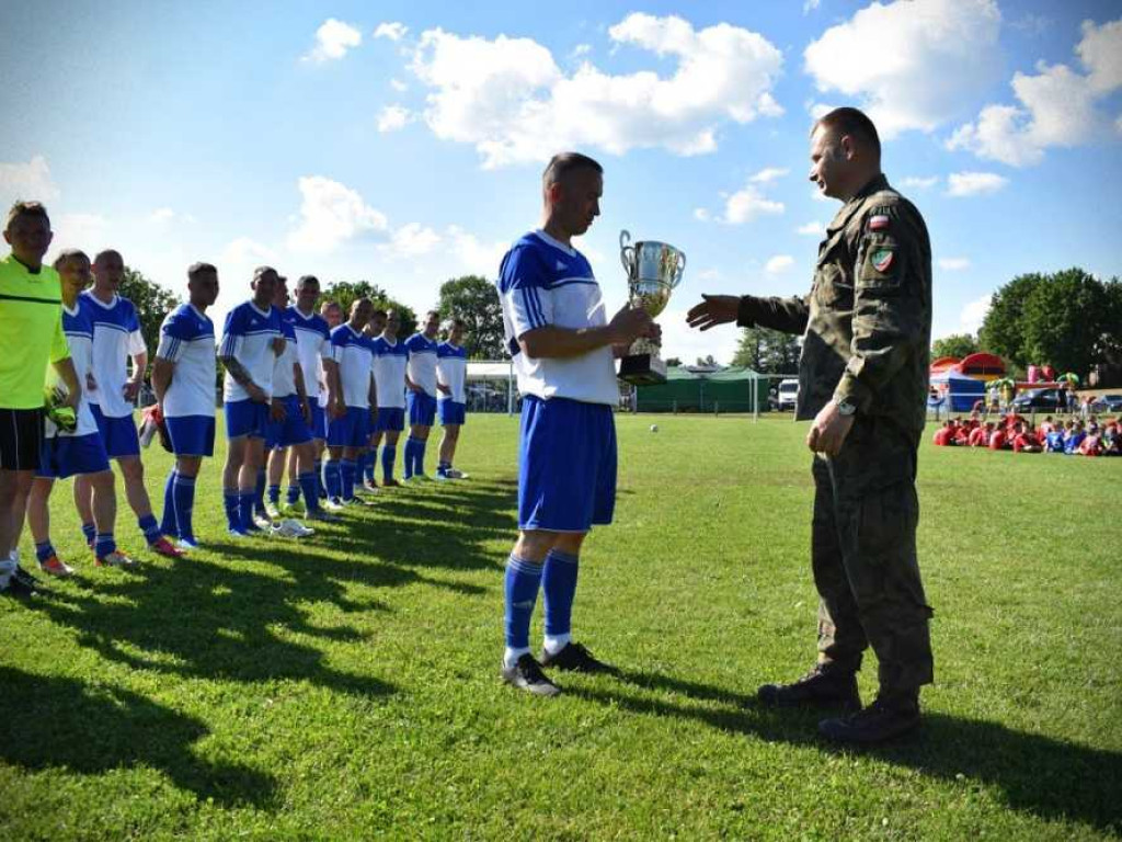 Mundurowo - sportowy Dzień Dziecka w gminie Hrubieszów [ZDJĘCIA]