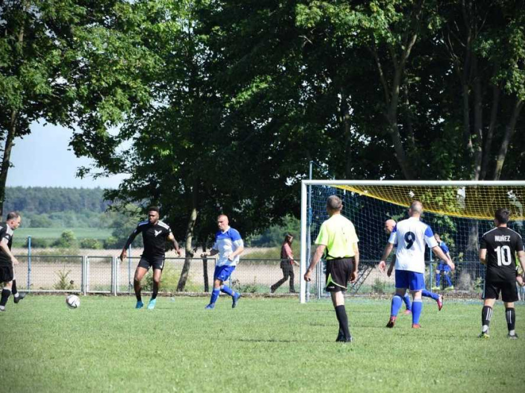 Mundurowo - sportowy Dzień Dziecka w gminie Hrubieszów [ZDJĘCIA]