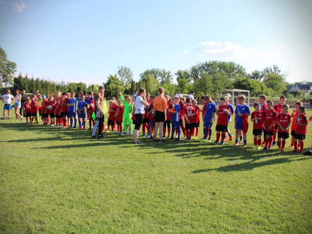 Mundurowo - sportowy Dzień Dziecka w gminie Hrubieszów [ZDJĘCIA]