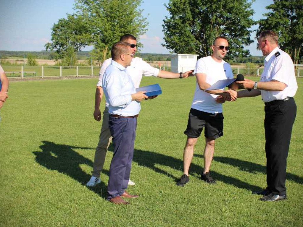 Mundurowo - sportowy Dzień Dziecka w gminie Hrubieszów [ZDJĘCIA]