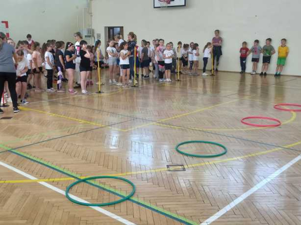 Dzień Dziecka na sportowo w hrubieszowskiej Trójce [ZDJĘCIA]
