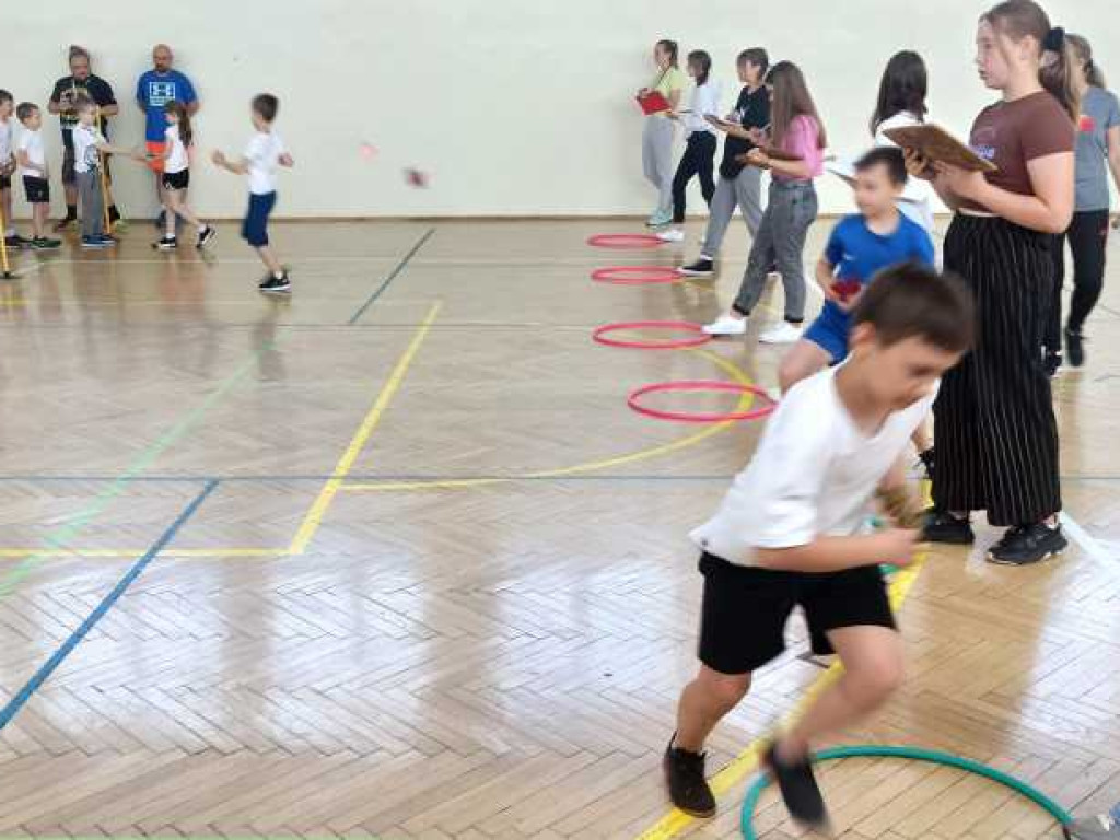 Dzień Dziecka na sportowo w hrubieszowskiej Trójce [ZDJĘCIA]