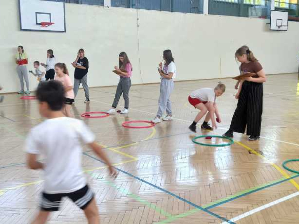 Dzień Dziecka na sportowo w hrubieszowskiej Trójce [ZDJĘCIA]
