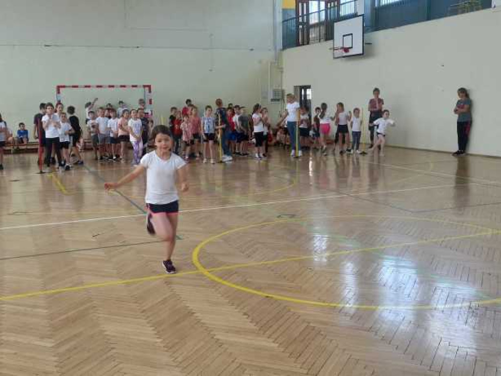 Dzień Dziecka na sportowo w hrubieszowskiej Trójce [ZDJĘCIA]