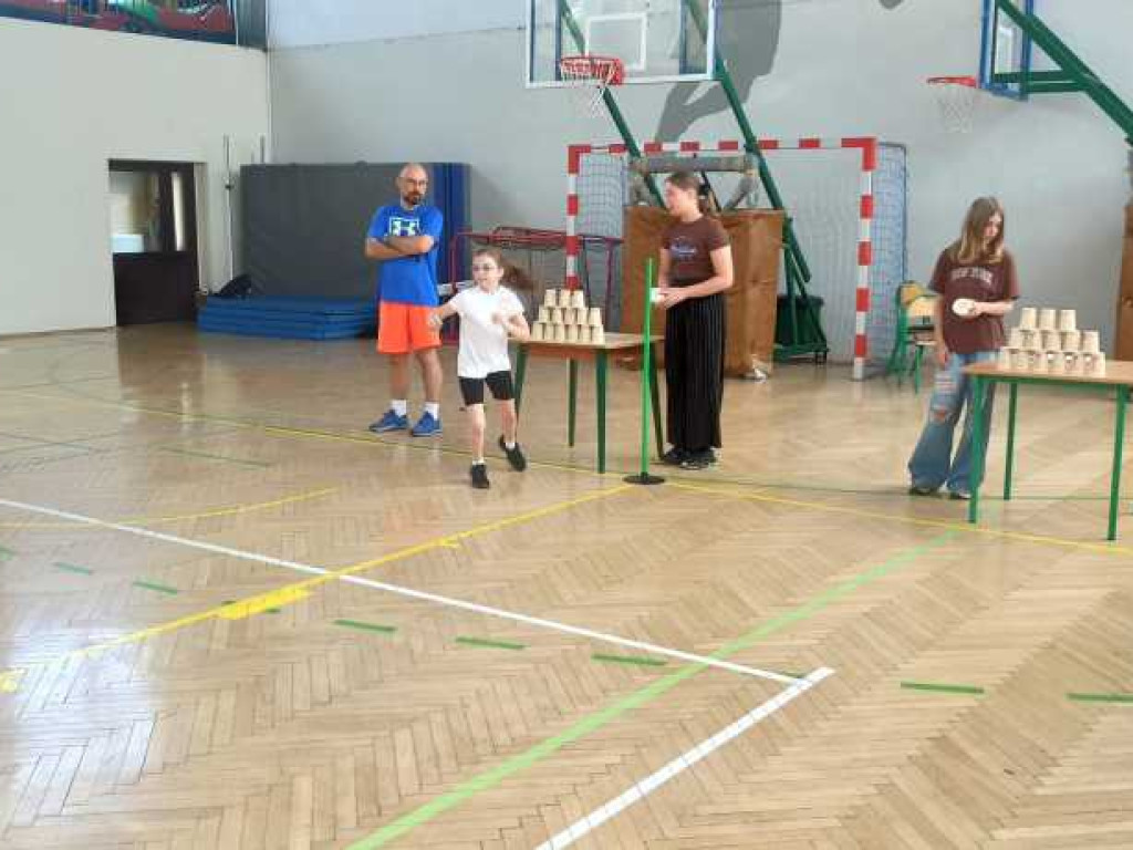 Dzień Dziecka na sportowo w hrubieszowskiej Trójce [ZDJĘCIA]
