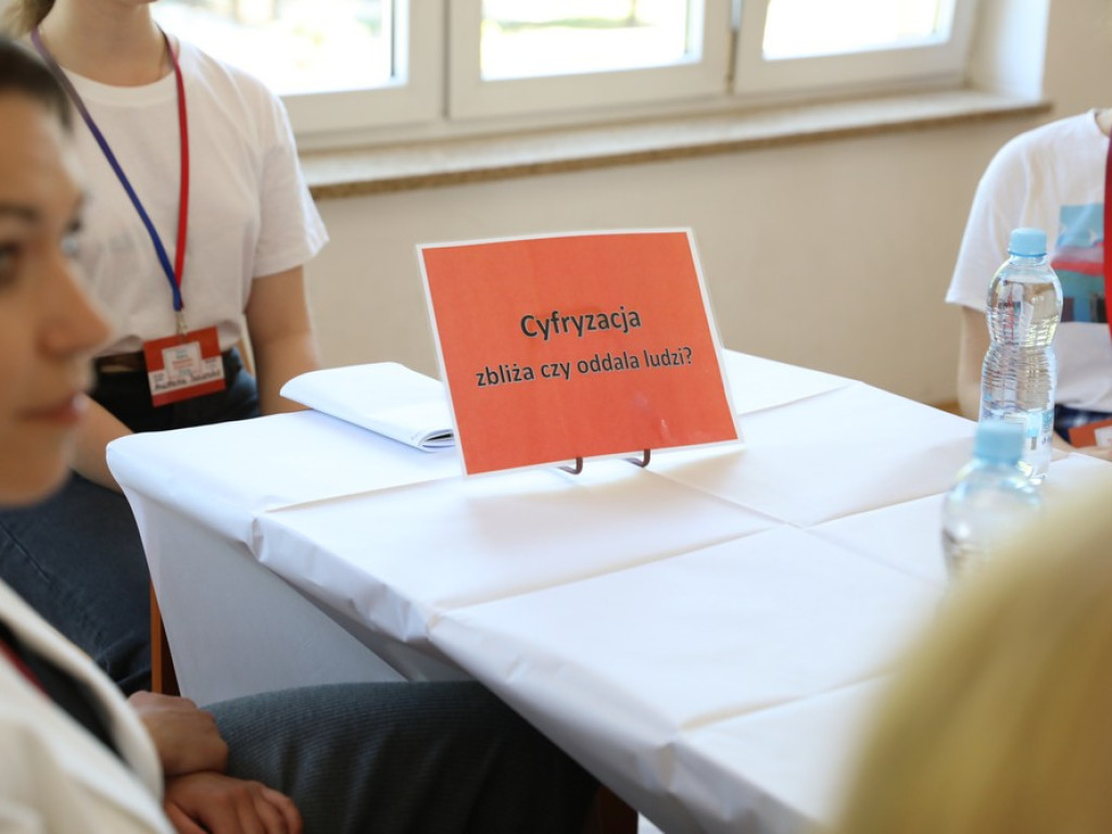 Hrubieszów: Dzień dobry pokolenia - stworzyliśmy dialog [ZDJĘCIA]