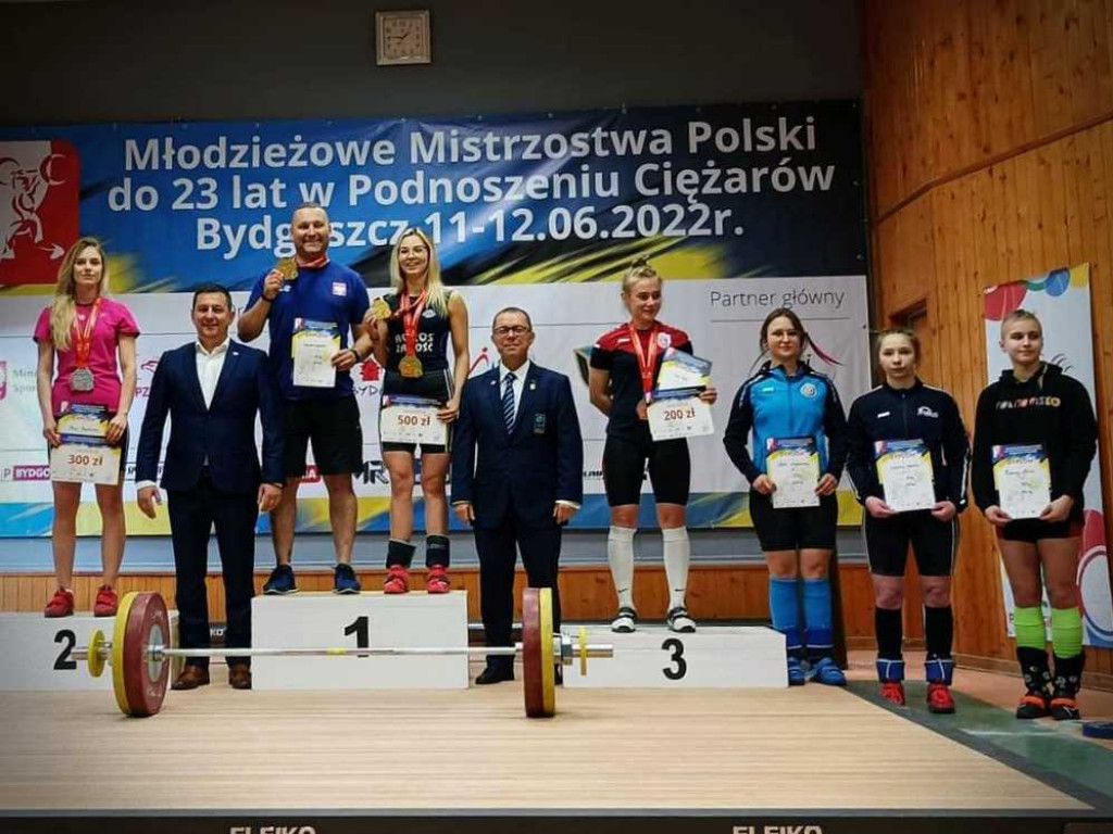 Dwa medale sztangistek Unii Hrubieszów na Młodzieżowych Mistrzostwach Polski [ZDJĘCIA]