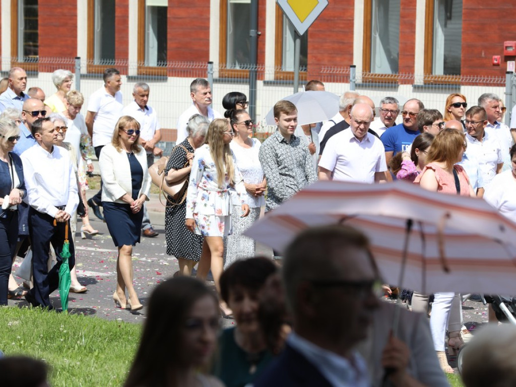 Hrubieszów: Procesja Bożego Ciała w parafiach św. Mikołaja i św. Stanisława Kostki [ZDJĘCIA]