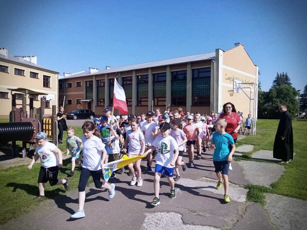 Gmina Mircze: W rocznicę pielgrzymki Jana Pawła II - Kwietny Bieg w Kryłowie [ZDJĘCIA]
