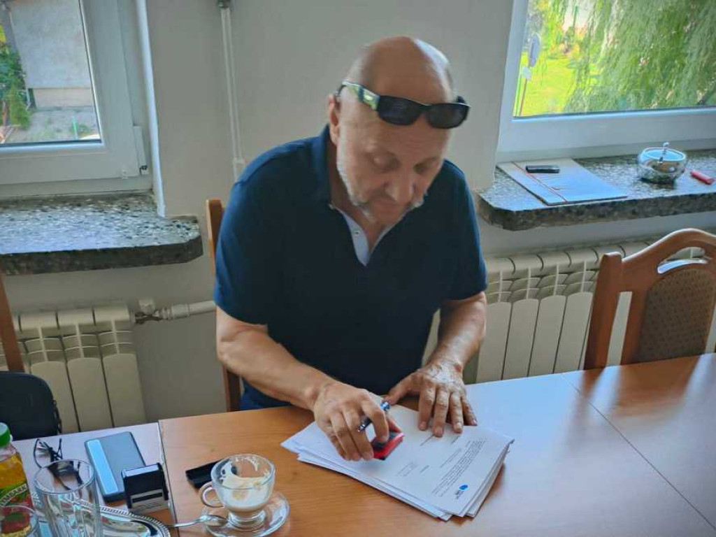 Gmina Uchanie: Umowa na wodociąg w Chyżowicach podpisana [ZDJĘCIA]