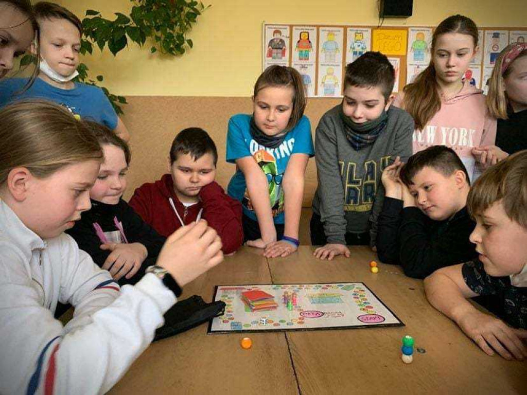 Hrubieszów: Sukcesy Jedynki w ogólnopolskim konkursie profilaktycznym [ZDJĘCIA, WIDEO]