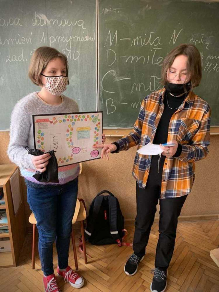 Hrubieszów: Sukcesy Jedynki w ogólnopolskim konkursie profilaktycznym [ZDJĘCIA, WIDEO]