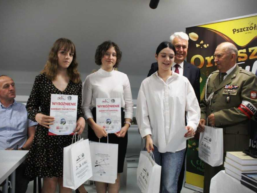 Historia mojej małej Ojczyzny. Wspomnienia o żołnierzach SZP-ZWZ-AK Inspektoratu Zamość. Uczniowie z Werbkowic nagrodzeni [ZDJĘCIA]