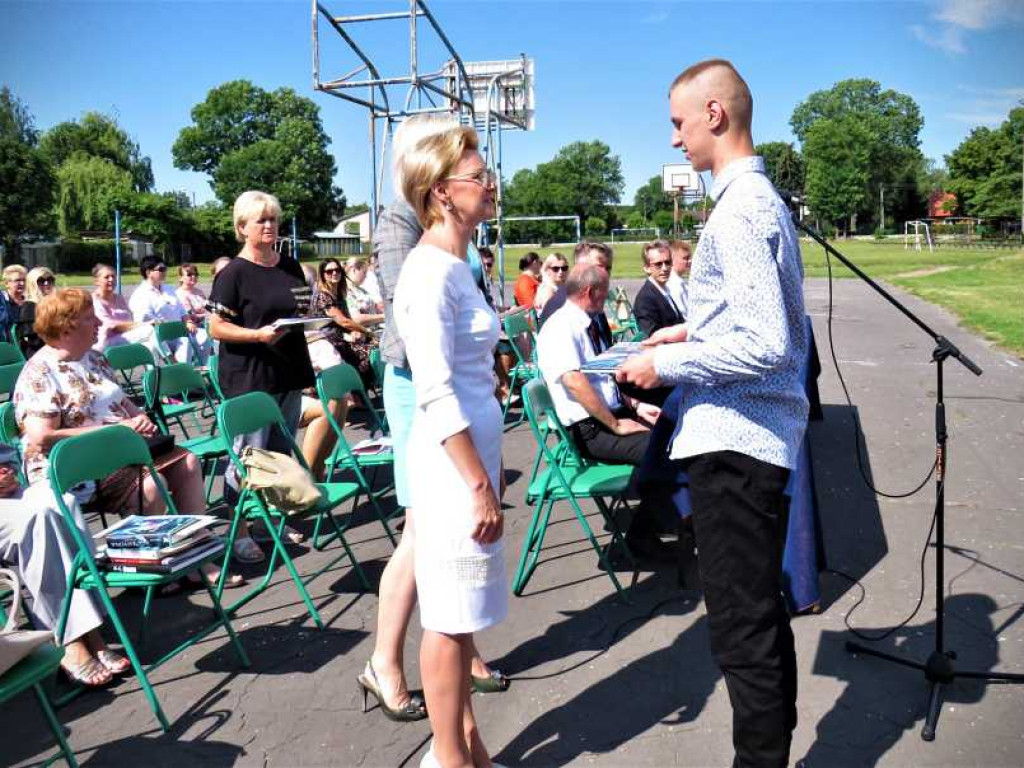 Hrubieszów: Zakończenie roku szkolnego w ZS nr 1 [ZDJĘCIA]