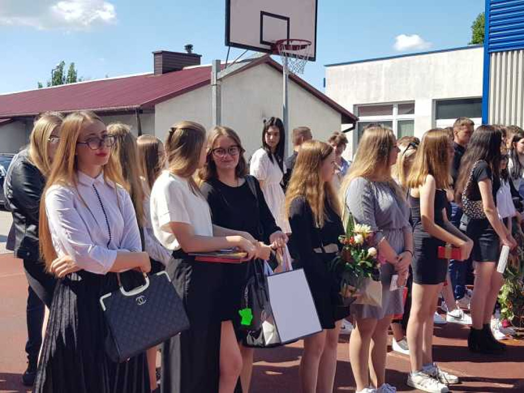Hrubieszów: Zakończenie roku szkolnego w Kościuszce [ZDJĘCIA]