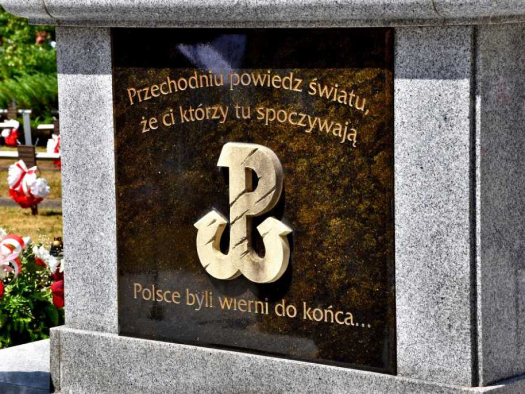 78. rocznica bitwy partyzanckiej pod Osuchami. Mszę odprawił i wygłosił homilię ks. Andrej Puzon [ZDJĘCIA]