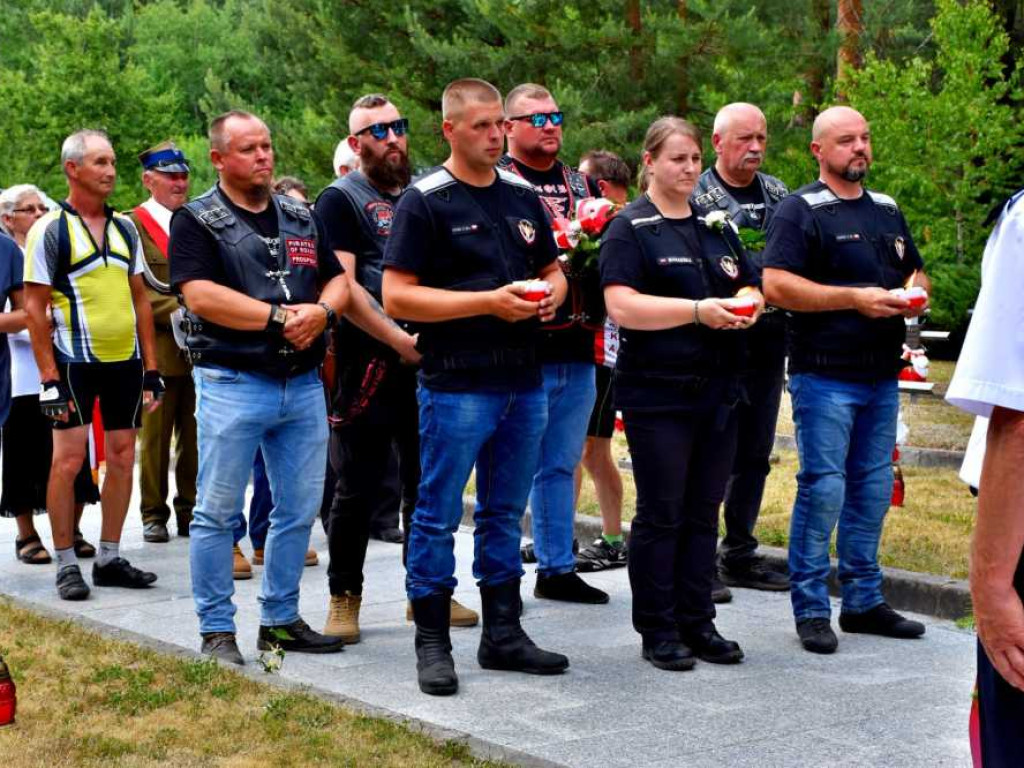78. rocznica bitwy partyzanckiej pod Osuchami. Mszę odprawił i wygłosił homilię ks. Andrej Puzon [ZDJĘCIA]