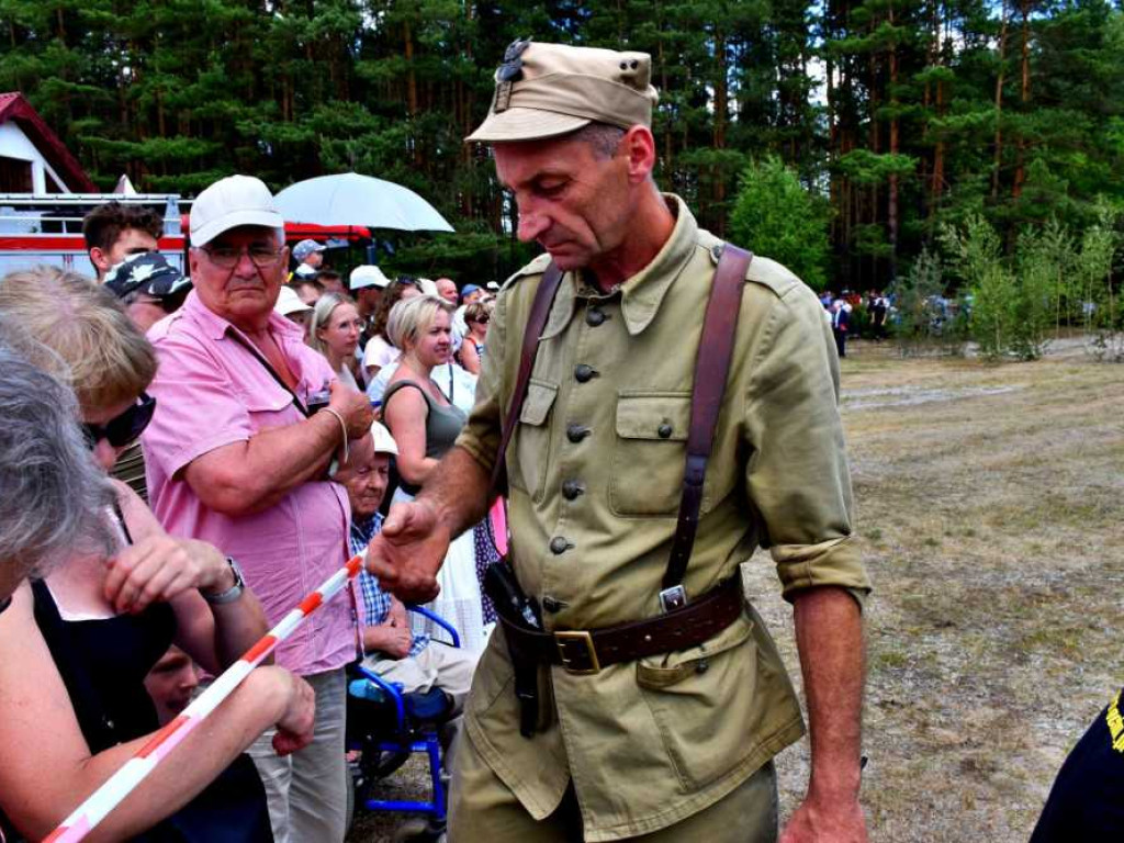 78. rocznica bitwy partyzanckiej pod Osuchami. Mszę odprawił i wygłosił homilię ks. Andrej Puzon [ZDJĘCIA]