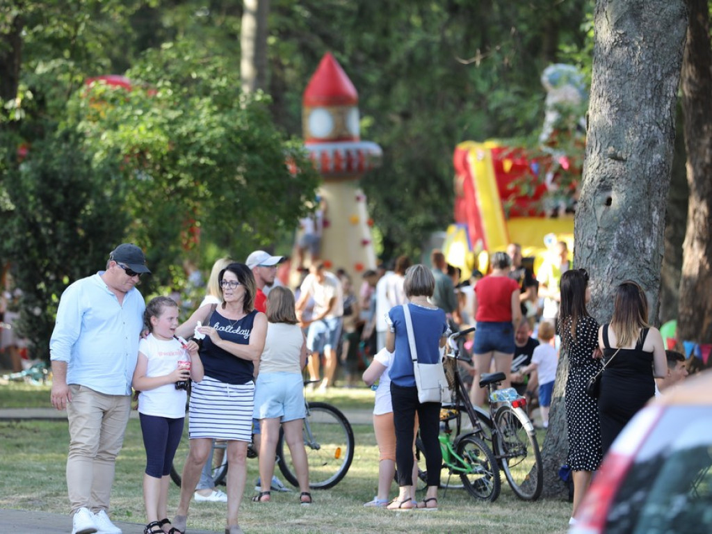 Hrubieszów: Trwa festyn na powitanie wakacji [ZDJĘCIA]
