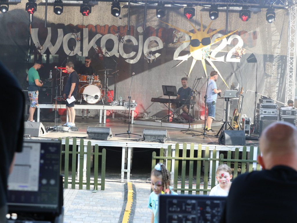 Hrubieszów: Trwa festyn na powitanie wakacji [ZDJĘCIA]