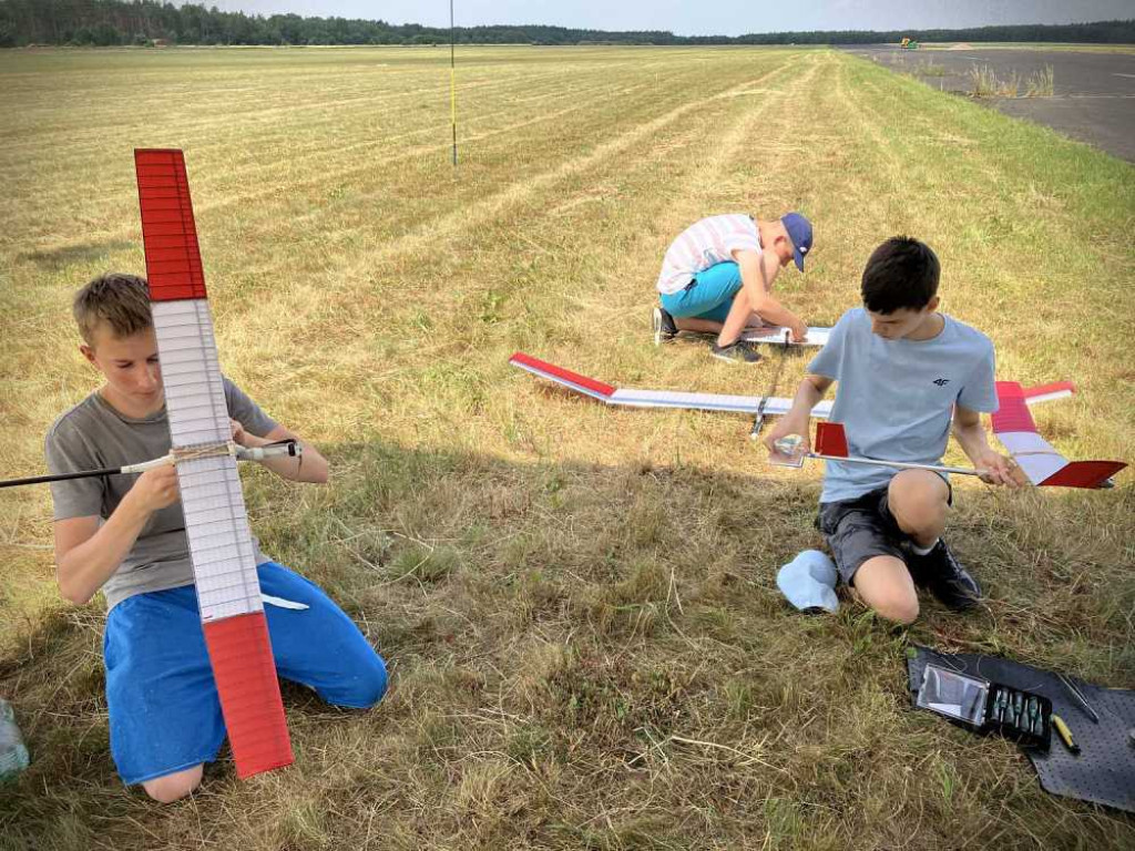 4 medale hrubieszowskich modelarzy na mistrzostwach Polski [ZDJĘCIA]