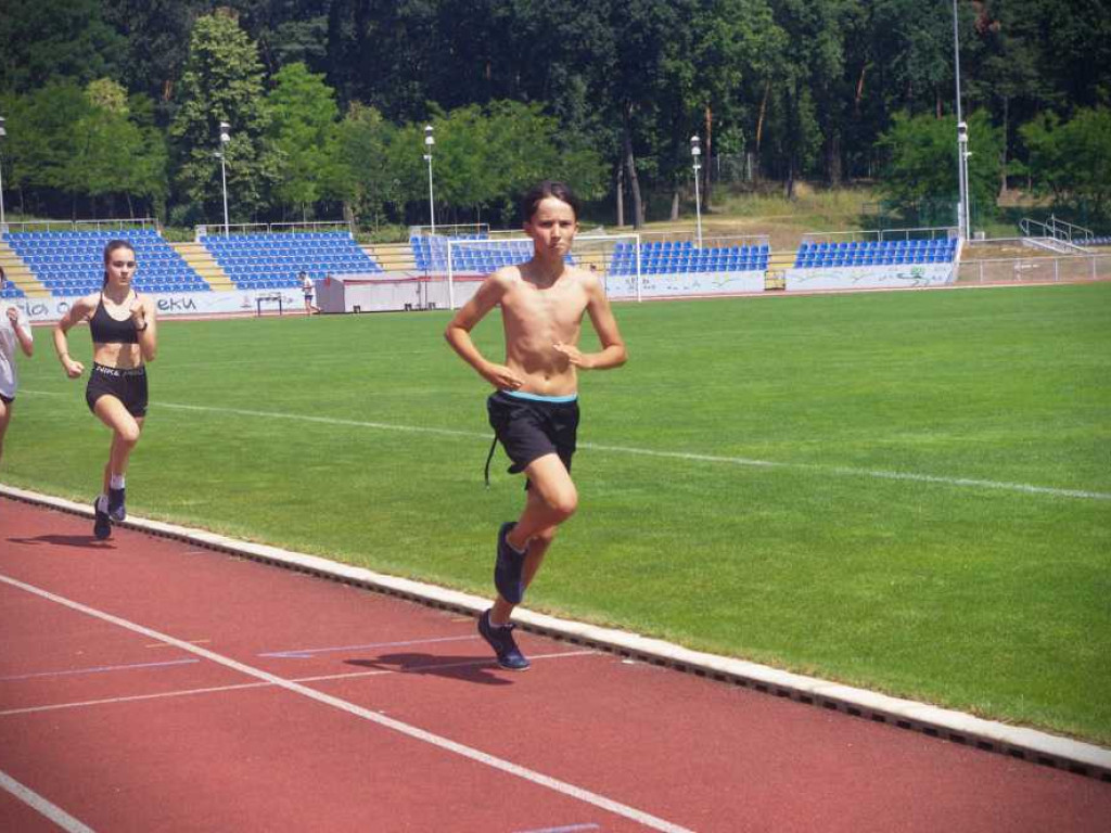 Udany sprawdzian lekkoatletów Unii Hrubieszów na obozie sportowym! [ZDJĘCIA]