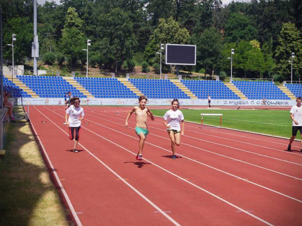 Udany sprawdzian lekkoatletów Unii Hrubieszów na obozie sportowym! [ZDJĘCIA]