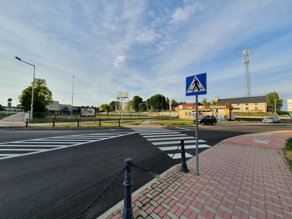 Hrubieszów: Droga dojazdowa do basenu (ZDJĘCIA)