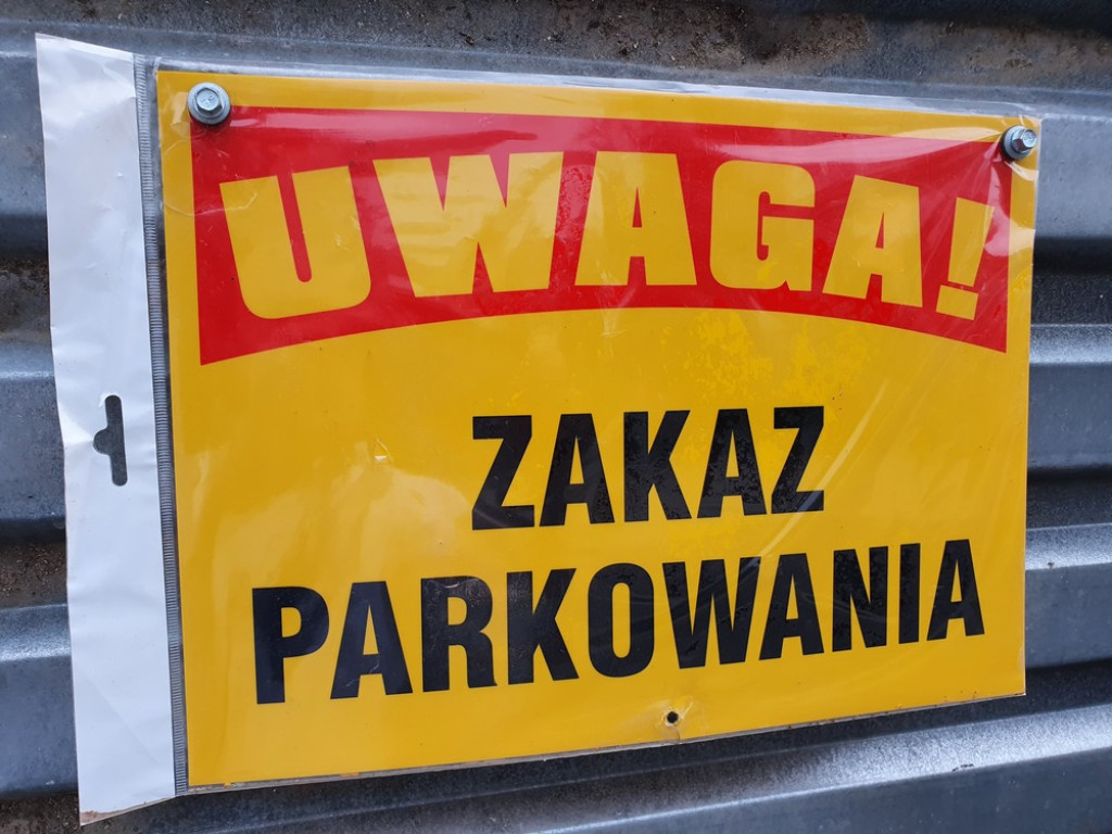 Hrubieszów: Rozbiórka domu przy Czerwonego Krzyża [ZDJĘCIA]