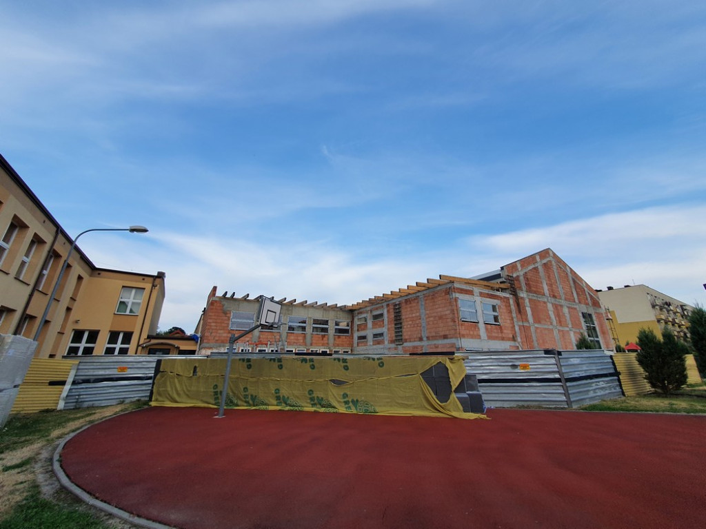 Hrubieszów: Budowa sali gimnastycznej przy Jedynce (ZDJĘCIA)