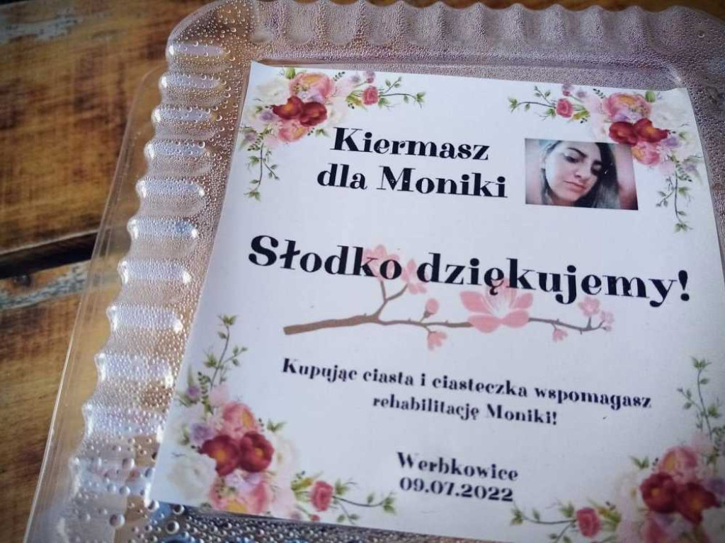 Werbkowice: Słodki kiermasz dla Moniki. Dziękujemy!!! [ZDJĘCIA, WIDEO]