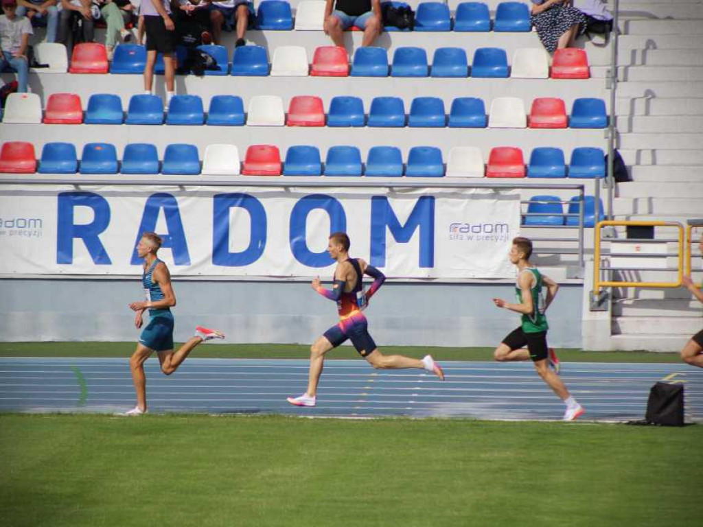 Dwa medale Bartka Kitlińskiego podczas Mistrzostw Polski Juniorów w lekkiej atletyce [ZDJĘCIA]