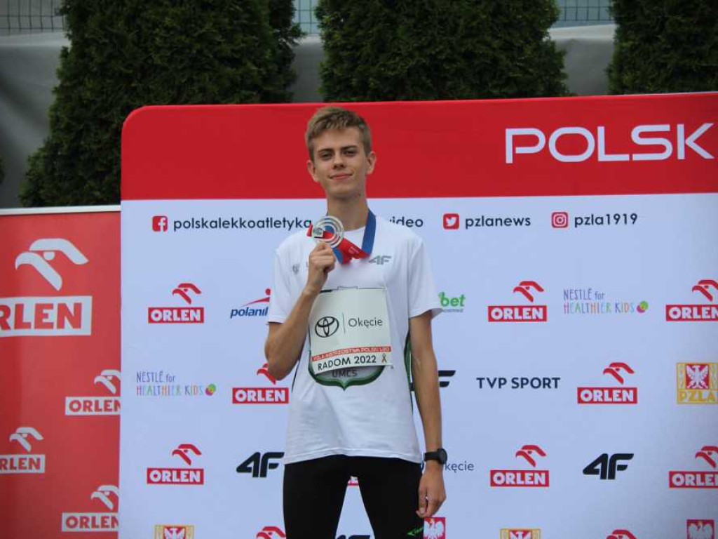 Dwa medale Bartka Kitlińskiego podczas Mistrzostw Polski Juniorów w lekkiej atletyce [ZDJĘCIA]