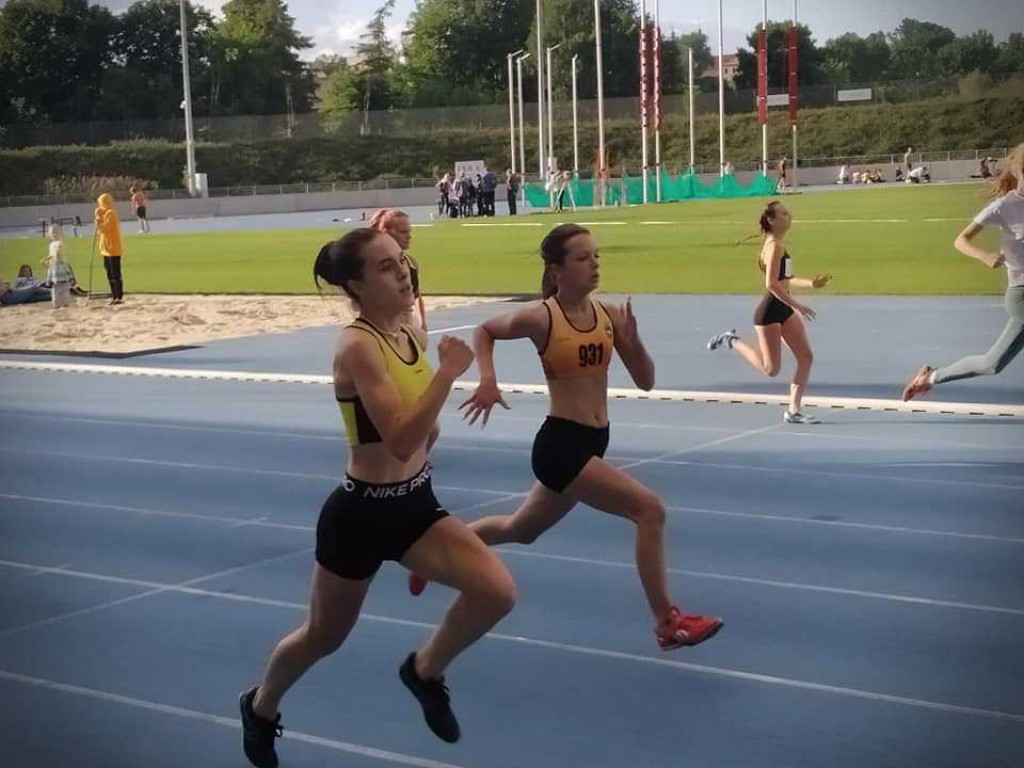 Dziewięć medali Unii Hrubieszów w Mistrzostwach Województwa U18 w lekkiej atletyce [ZDJĘCIA]