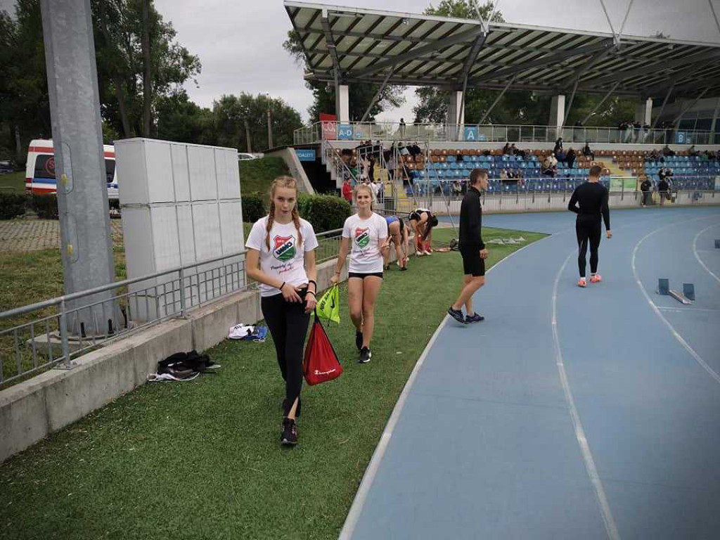 Dziewięć medali Unii Hrubieszów w Mistrzostwach Województwa U18 w lekkiej atletyce [ZDJĘCIA]