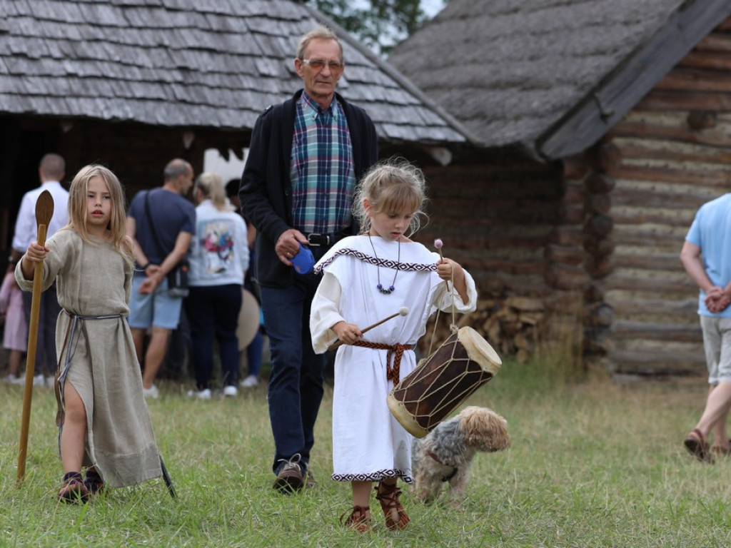 Biesiada Archeologiczna 2022 [ZDJĘCIA]